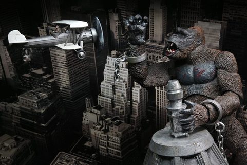 KING KONG ACTION FIGURE ULTIMATE (CONCRETE JUNGLE) 20 CM