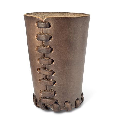 DÉS ET GOBELETS FORGÉS