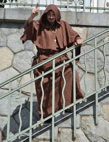 MEDIEVAL MONK, COSTUME RENTAL