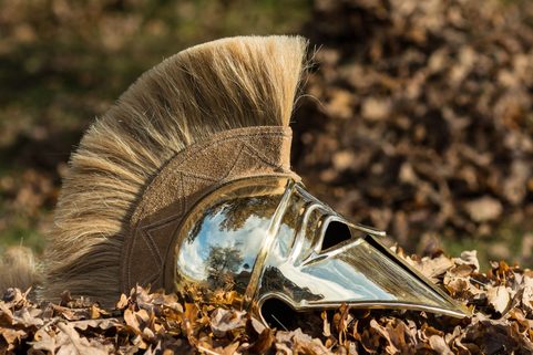 CASQUE GREC AVEC CHOKOL, LAITON
