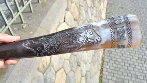 SIGURD, CORNE ROYALE VIKING