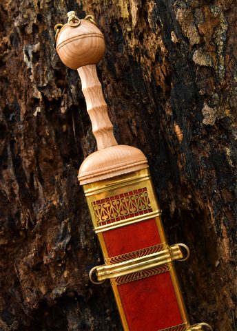 DUBRAVICA GLADIUS AVEC FOURREAU EN CUIR