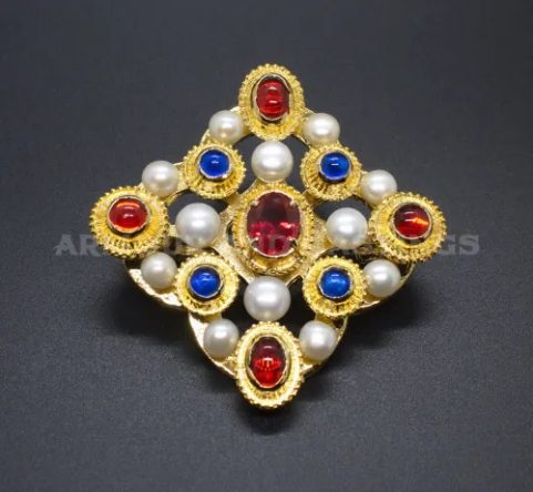 MEDIEVAL BROOCH, COLMAR, 14TH CENTURY