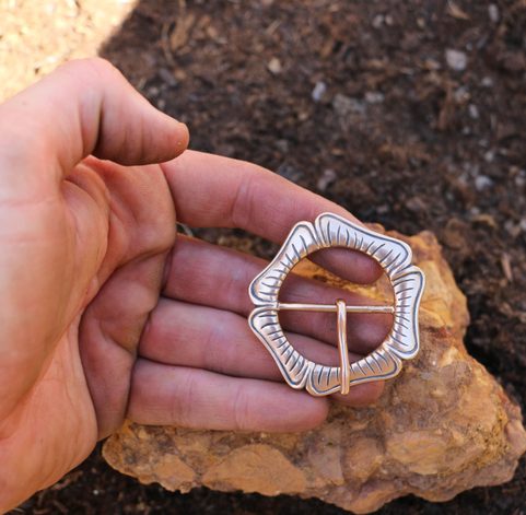 BELT BUCKLE, ENGLAND, XVI. CENTURY, BRONZE