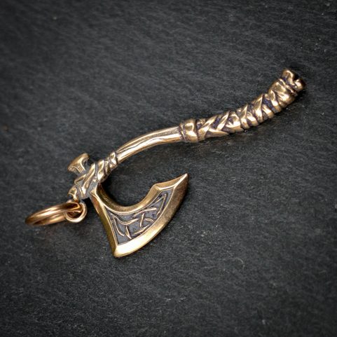 WARIOR'S AXE, PENDANT BRONZE