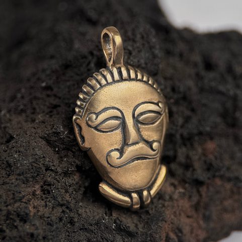 CELTIC HEAD, BRONZE PENDANT
