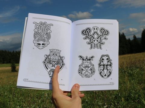 VICINISCHE UND SLOWAKISCHE ORNAMENTALE MOTIVEN, BAND III
