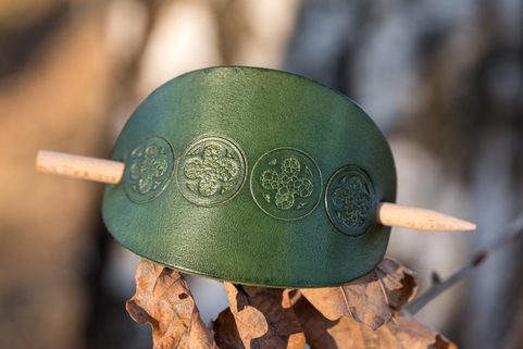 PRAGA, LEATHER HAIR CLIP, GREEN