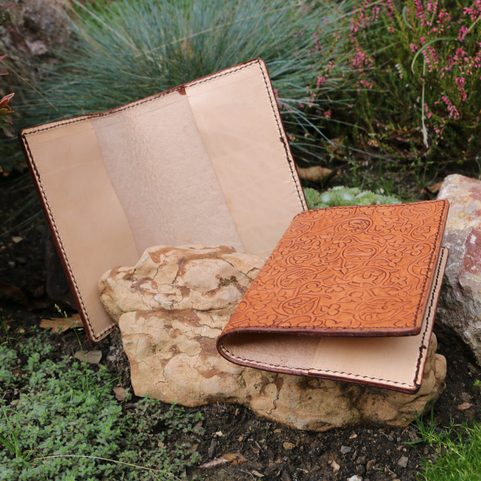 MEDIEVAL LEATHER BOOK CASE A6 - GOTICA