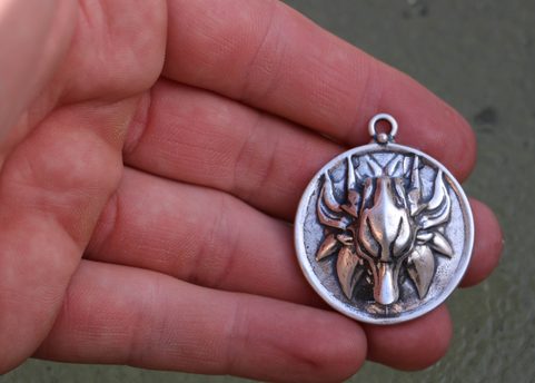 PENDENTIF LOUP SLAVE , ARGENT STERLING
