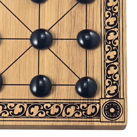 ALQUERQUE, THE MEDIEVAL GAME OF KINGS - GAME BOARD AND PLAYING STONES