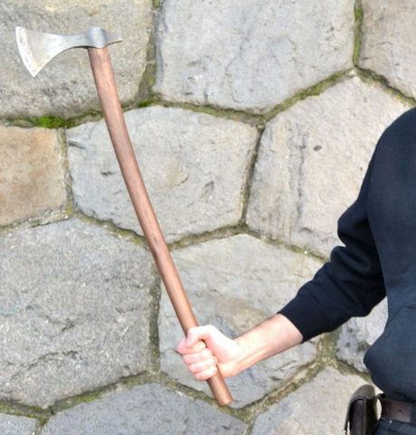 BORG. HAND FORGED VIKING AXE, REPLICA