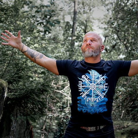 VEGVÍSIR, HERREN-T-SHIRT NAAV