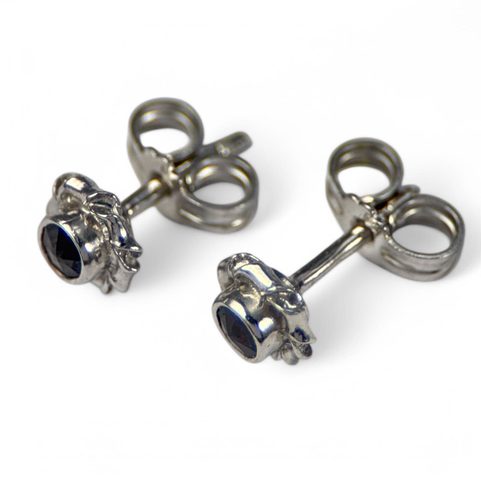 ROSA, SILVER EARRINGS WITH GARNETS, AG 925/1000