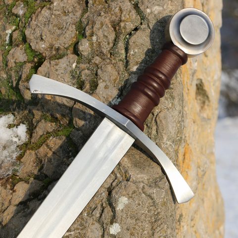 MORNA ONE-HANDED SWORD FULL TANG
