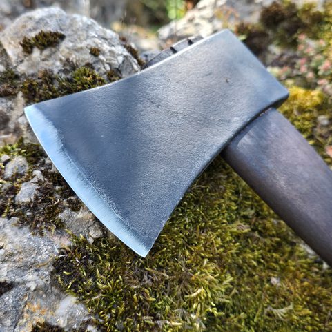 KANADISCHE GESCHMIEDETE AXT - FRASER