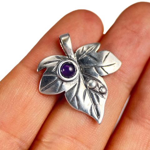 BLATT - IVY, ANHÄNGER SILBER 925 AMETHYST