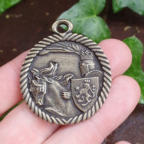 KING PREMYSL OTAKAR II., PENDANT, ZINC, ANT. BRASS