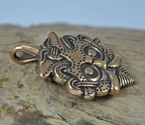 GNEZDOVO, VIKING, MASQUE AMULETTE, BRONZE