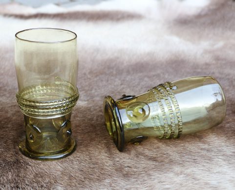 ARCADA, HISTORICAL GREEN GLASS - SET OF 2