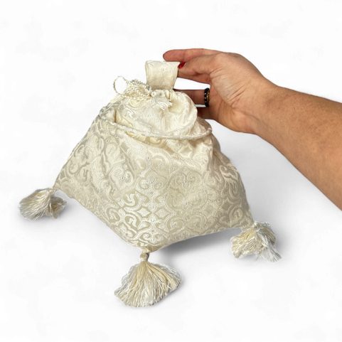 MEDIEVAL LADIES' BAG, 15TH CENTURY, BROCADE, WHITE