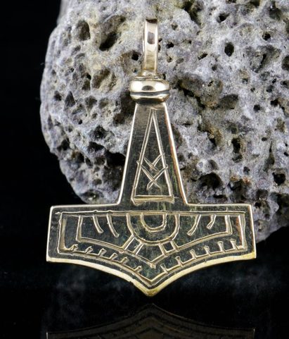 GOTLAND, THOR'S HAMMER, BRONZE AMULET