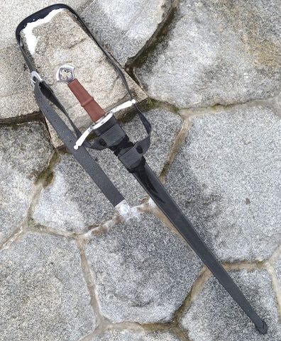 LEATHER SWORD SCABBARD FOR MEDIEVAL SWORDS, CUSTOM MADE