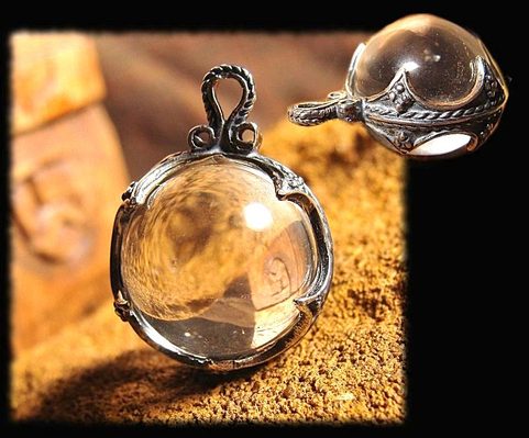 VISBY PENDANT, VIKING JEWEL WITH MOUNTAIN CRYSTAL, SILVER 925
