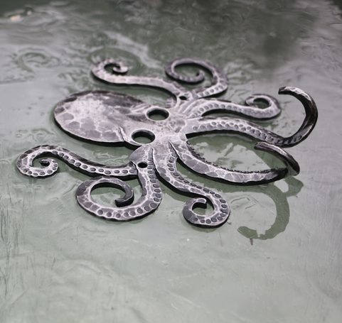 CTHULHU - WROUGHT IRON HOOKS / KEY RING