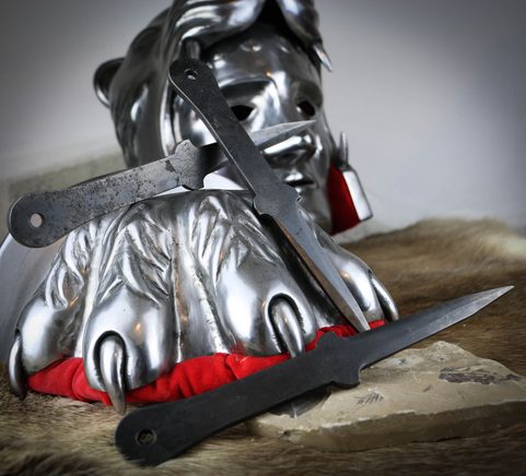 GLADIATOR THROWING KNIVES BLACK 6MM SET OF 3