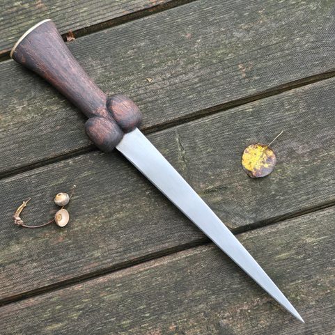 BOLLOCK OR PHALLIC DAGGER, REPLICA FROM XIV.CENTURY, BOHEMIA