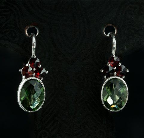 ADORA, SILVER EARRINGS, MOLDAVITE, GARNET