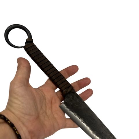 COUTEAU CELTE, OPPIDUM ZAVIST, RÉPLIQUE