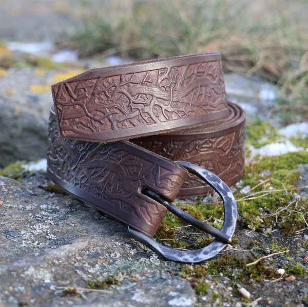 ROOTS, brown leather belt Drakkaria Leather Belts Leather Products Wulflund