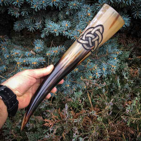 CARVED DRINKING HORN, CELTIC KNOT Dragnor drinking horns Horn Products