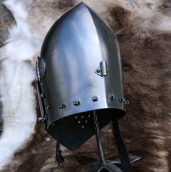 Casque Médiéval De Croisé En Acier - Finition Noire Et Laiton, Taille Adulte Réglable