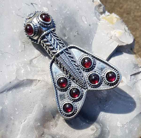 Bracelet de montre vintage en cuir rouge 18mm neuf Bracelet de montre vintage en cuir rouge 18mm neuf
