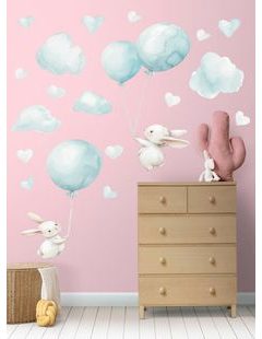 Létající zajíčci s balónky