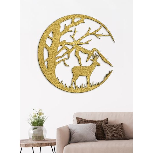 Dřevěná dekorace s motivem jelena