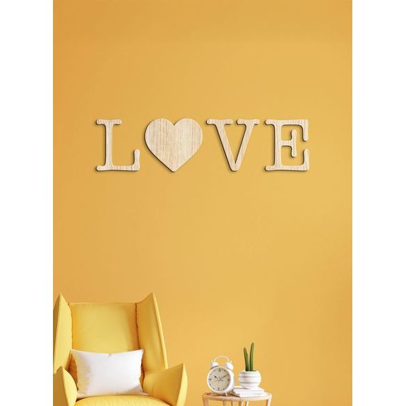 Drevený nápis "LOVE"