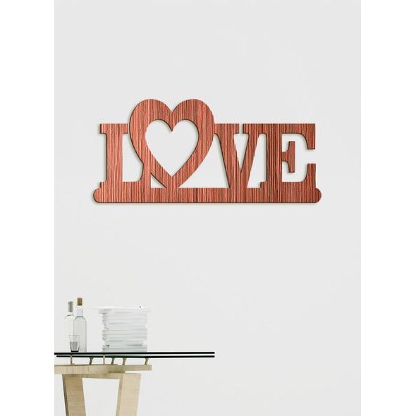 Drevený nápis "LOVE"