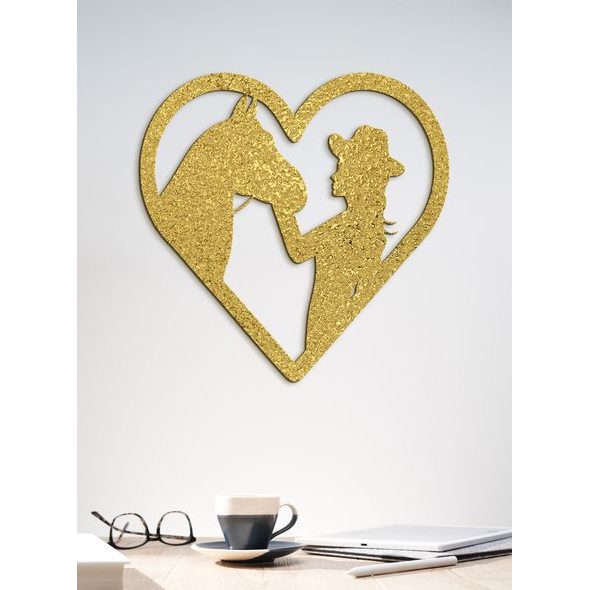 Dřevěný obraz na stěně žena s koněm