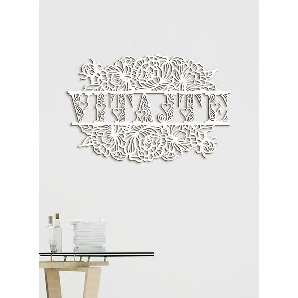 Drevený nápis "VITAJTE"