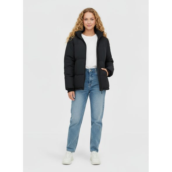 DÁMSKÁ KRÁTKÁ ZIMNÍ BUNDA ČERNÁ
