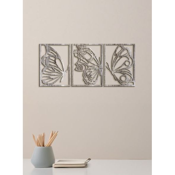 Třídílný dřevěný obrázek motýlů