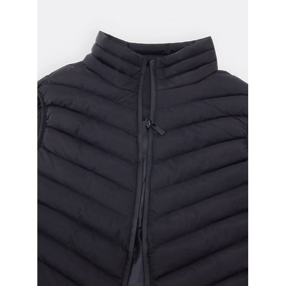 Pánská prošívaná vesta bez kapuce černá