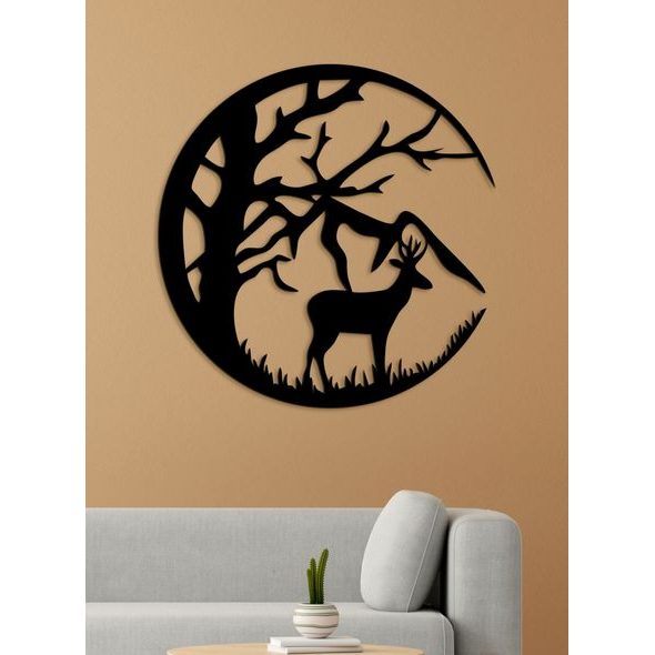 Dřevěná dekorace s motivem jelena