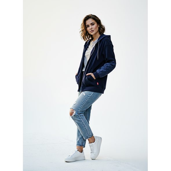 DÁMSKÁ VOLNÁ MIKINA S KAPUCÍ TMAVĚ MODRÁ