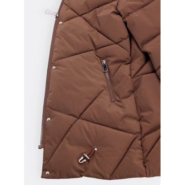 Dámska prešívaná zimná bunda s kapucňou hnedá