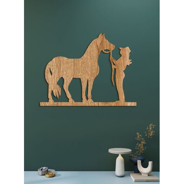 Dřevěný obrázek na stěně s koněm